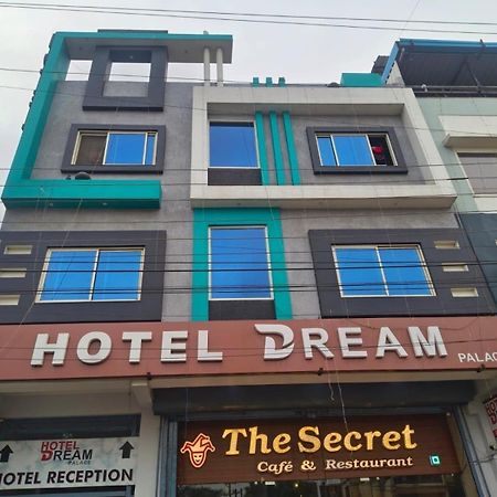Hotel O Dream Palace Индор Екстериор снимка